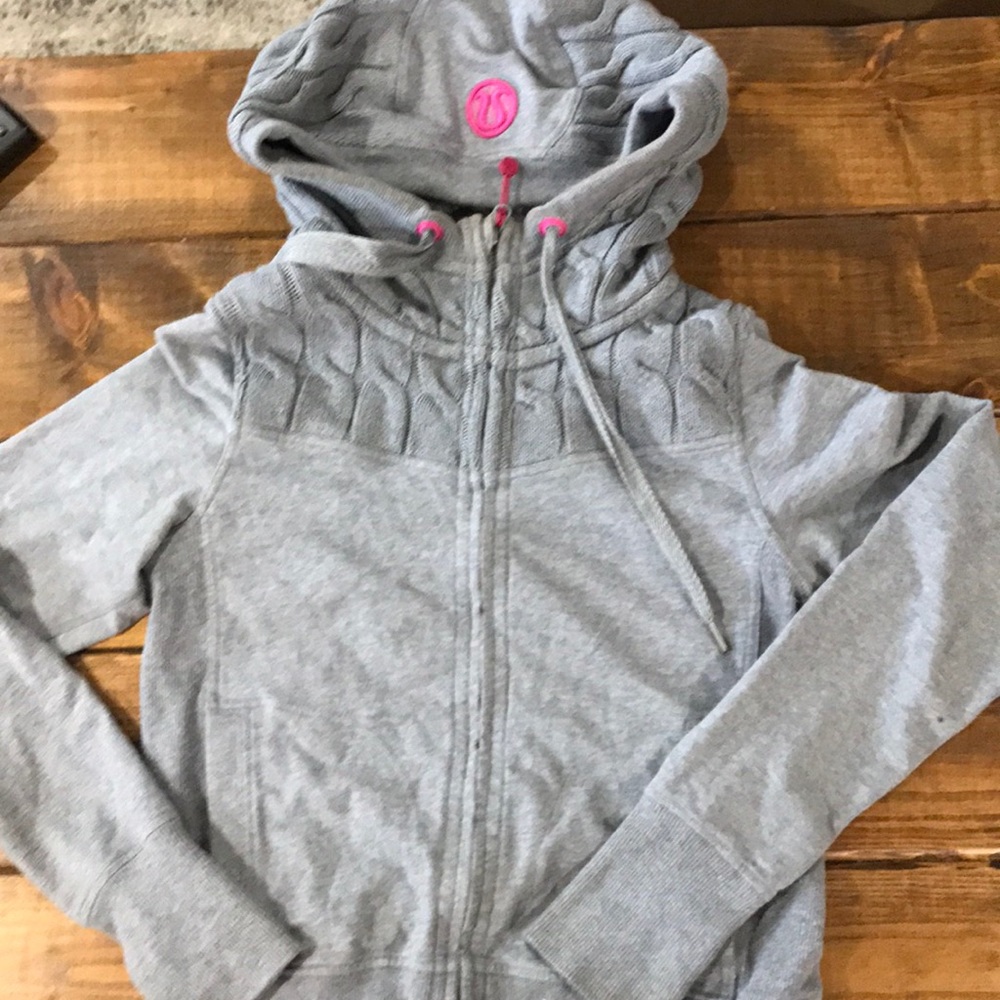 Lululemon gray knit zip sweatshirt- size 8